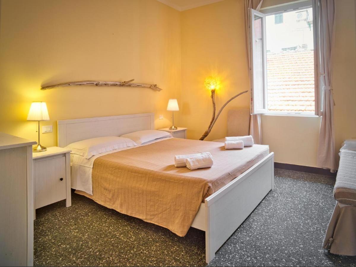 Hotel 2 Passi Dal Mare Finale Ligure Zewnętrze zdjęcie